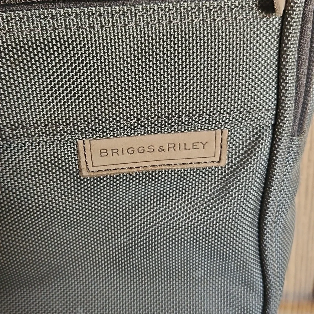 Briggs And Riley Stylish Tan Men's Bag